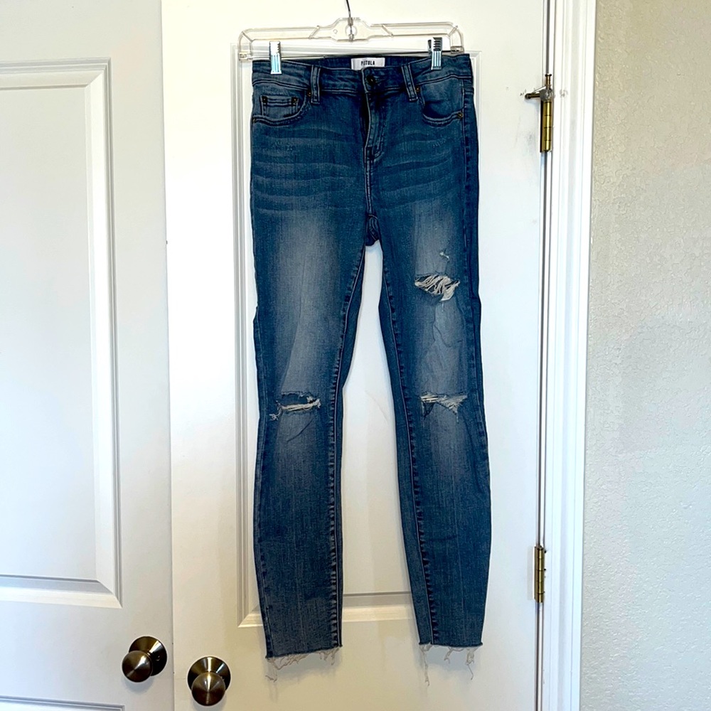 Ripped Pistola Jeans